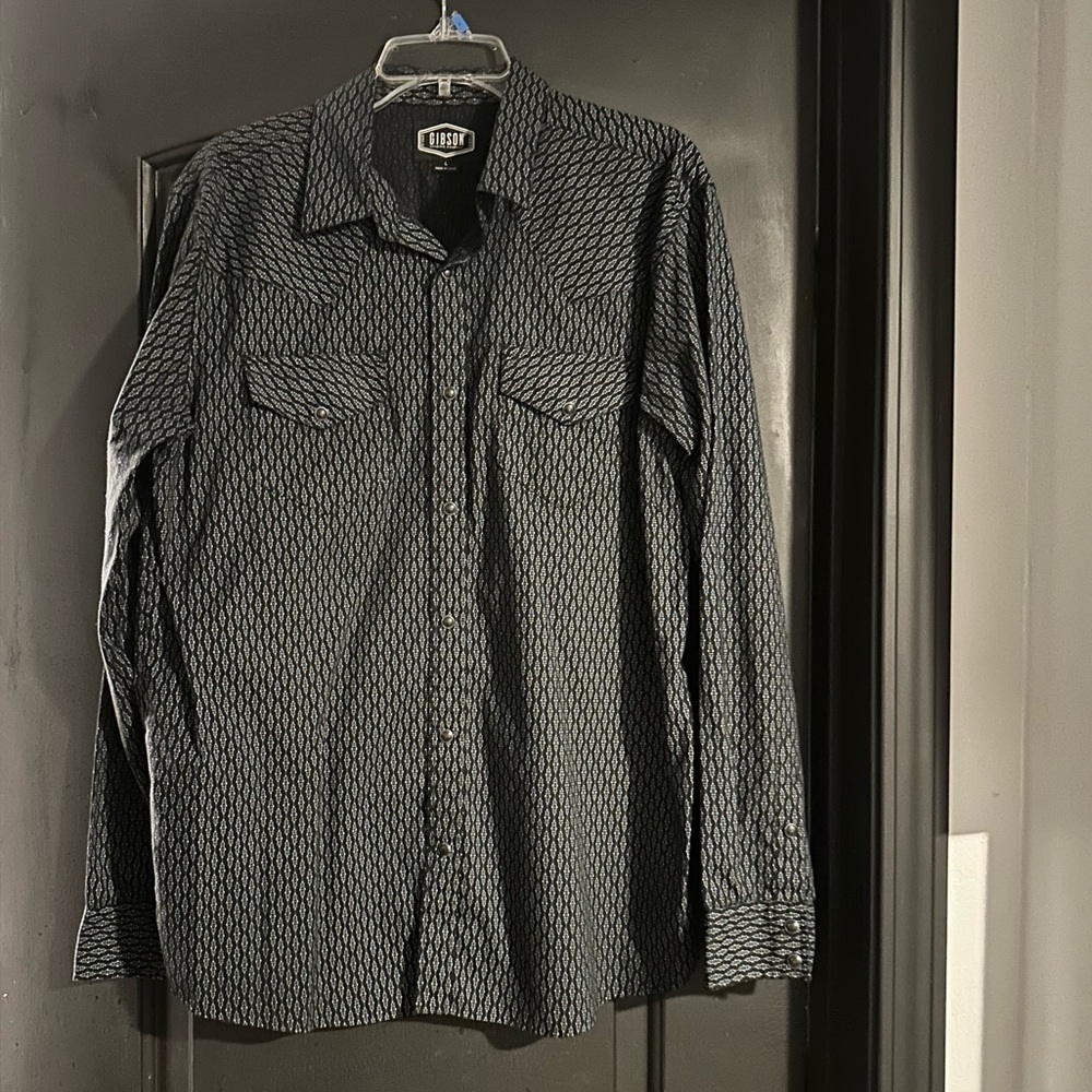 Men’s Pearl Snap Shirt